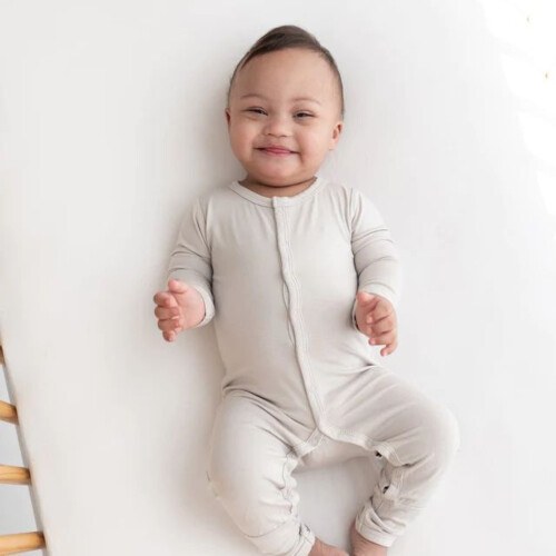 Kyte Baby Romper in Oat - 6-12 Months
