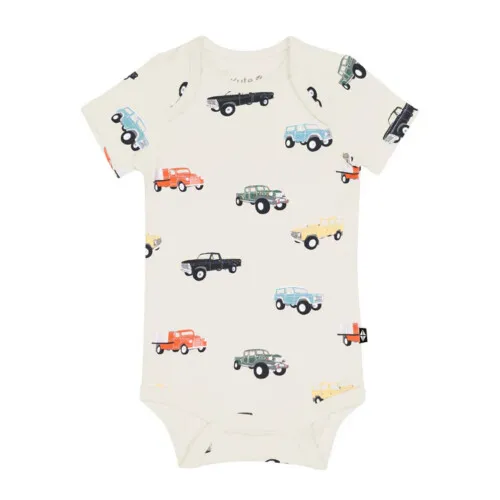Kyte Baby Bodysuit in Vintage Truck 12-18 months